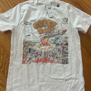 Green Day Graphic White T-Shirt